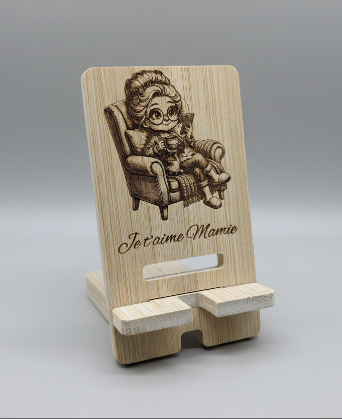 Porte-Téléphone en Bambou Gravé – "Je t'aime Mamie"