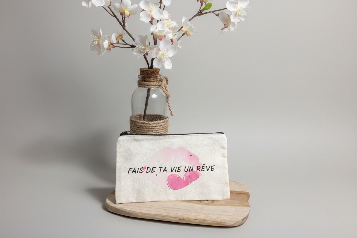 Pochette Lèvres Aquarelle – L'accessoire qui a du pep's !