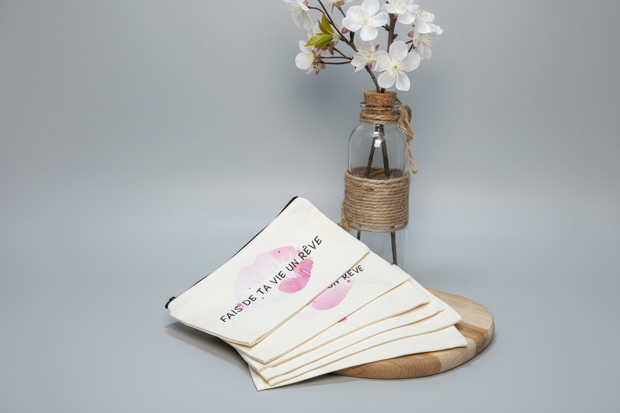Pochette Lèvres Aquarelle – L'accessoire qui a du pep's !